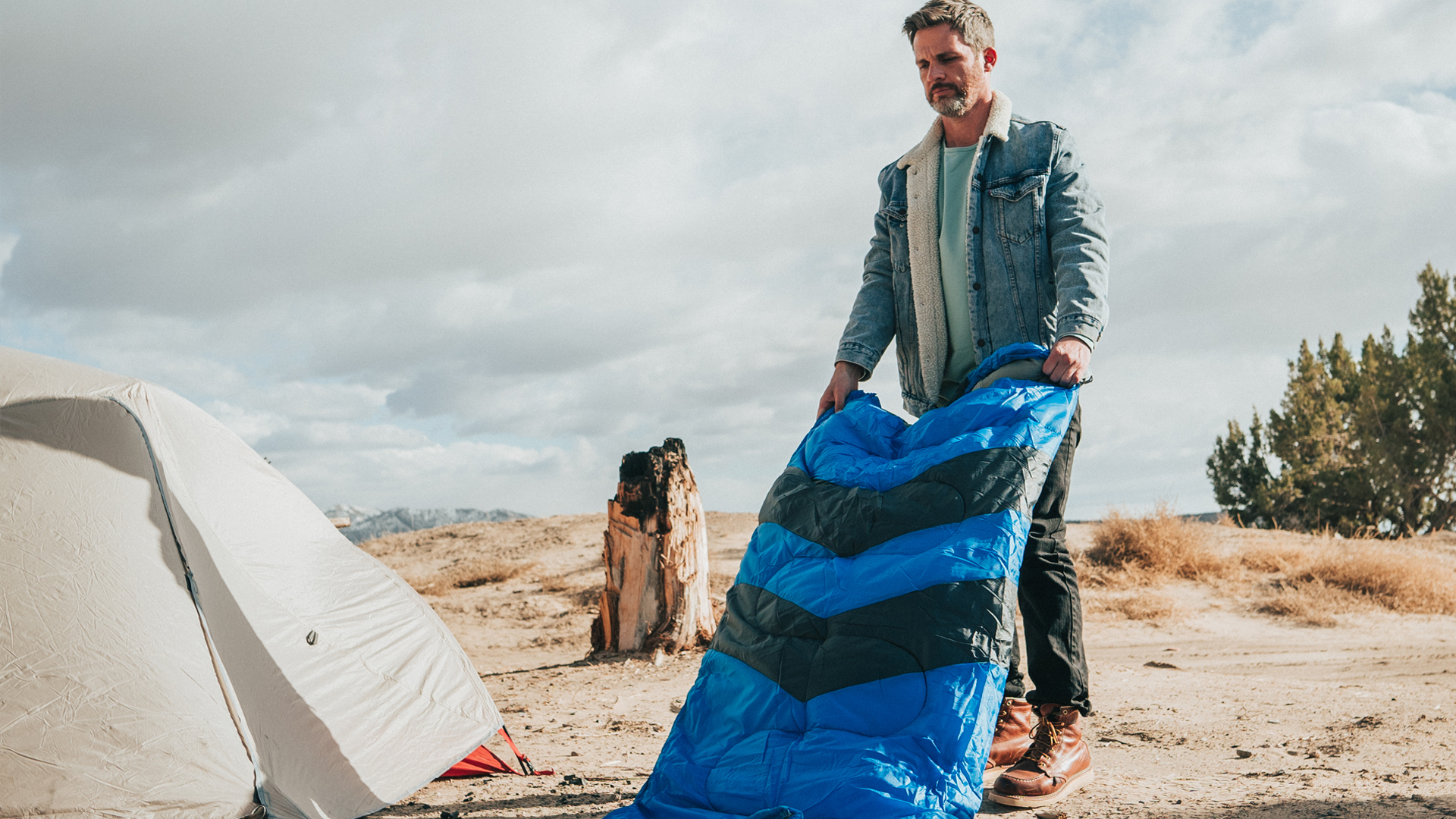 Beginner’s Guide: Essential Hiking & Camping Gear for Newbies